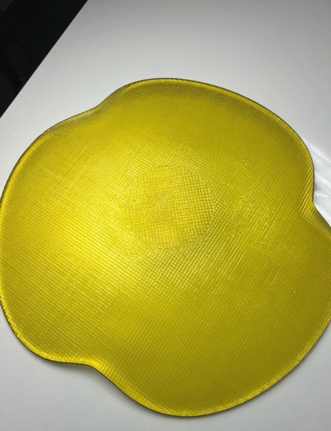 Grand plat jaune transparent Vintage