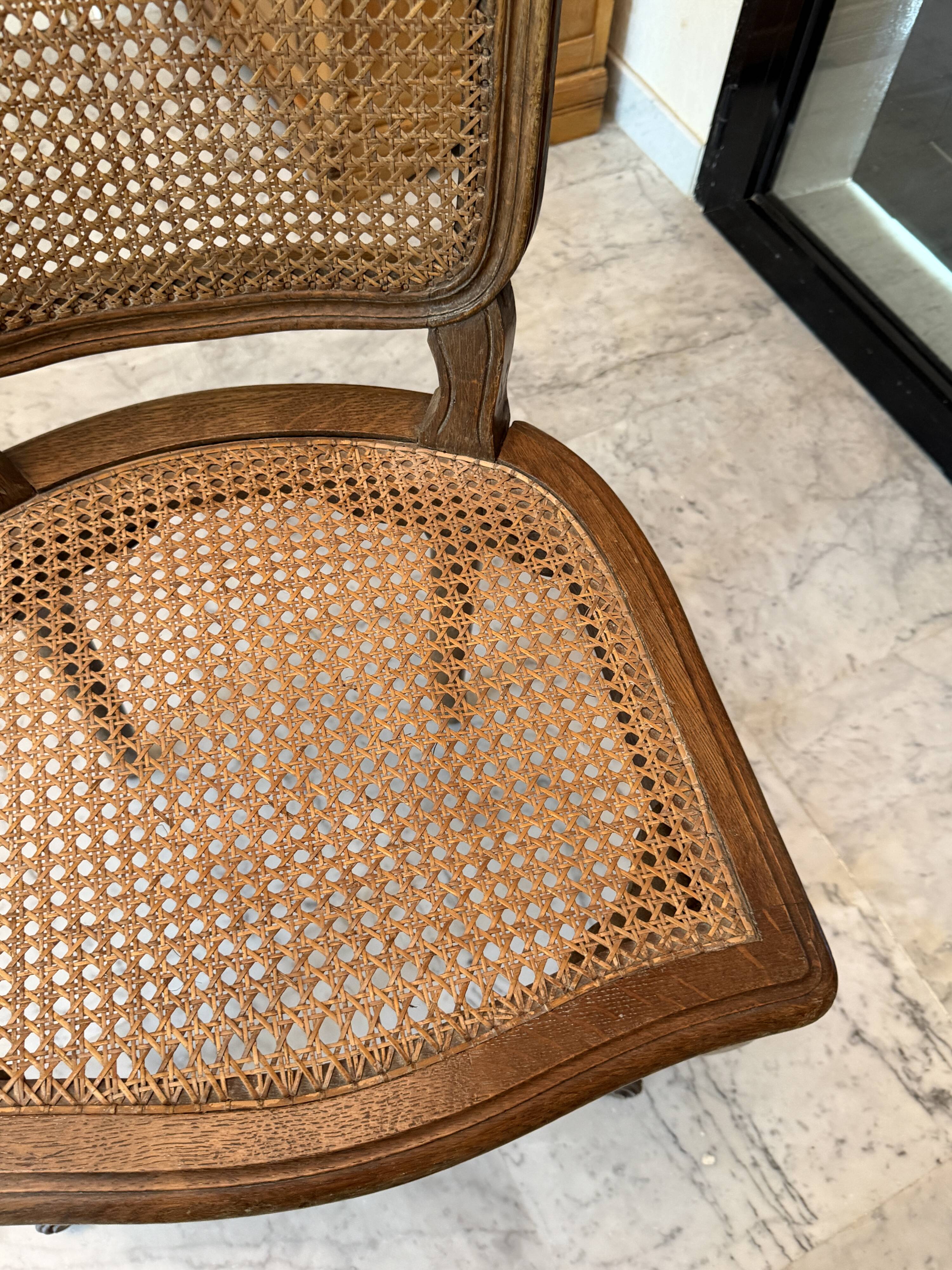 Antique caned wooden chair – Louis XV / Louis Philippe style