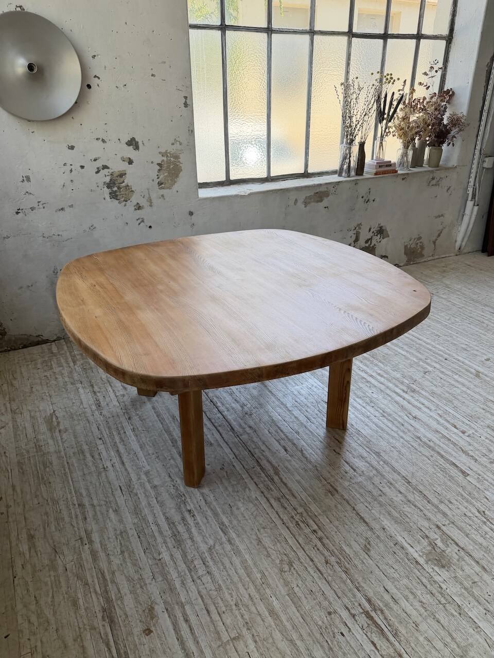 Round XL constructivist table