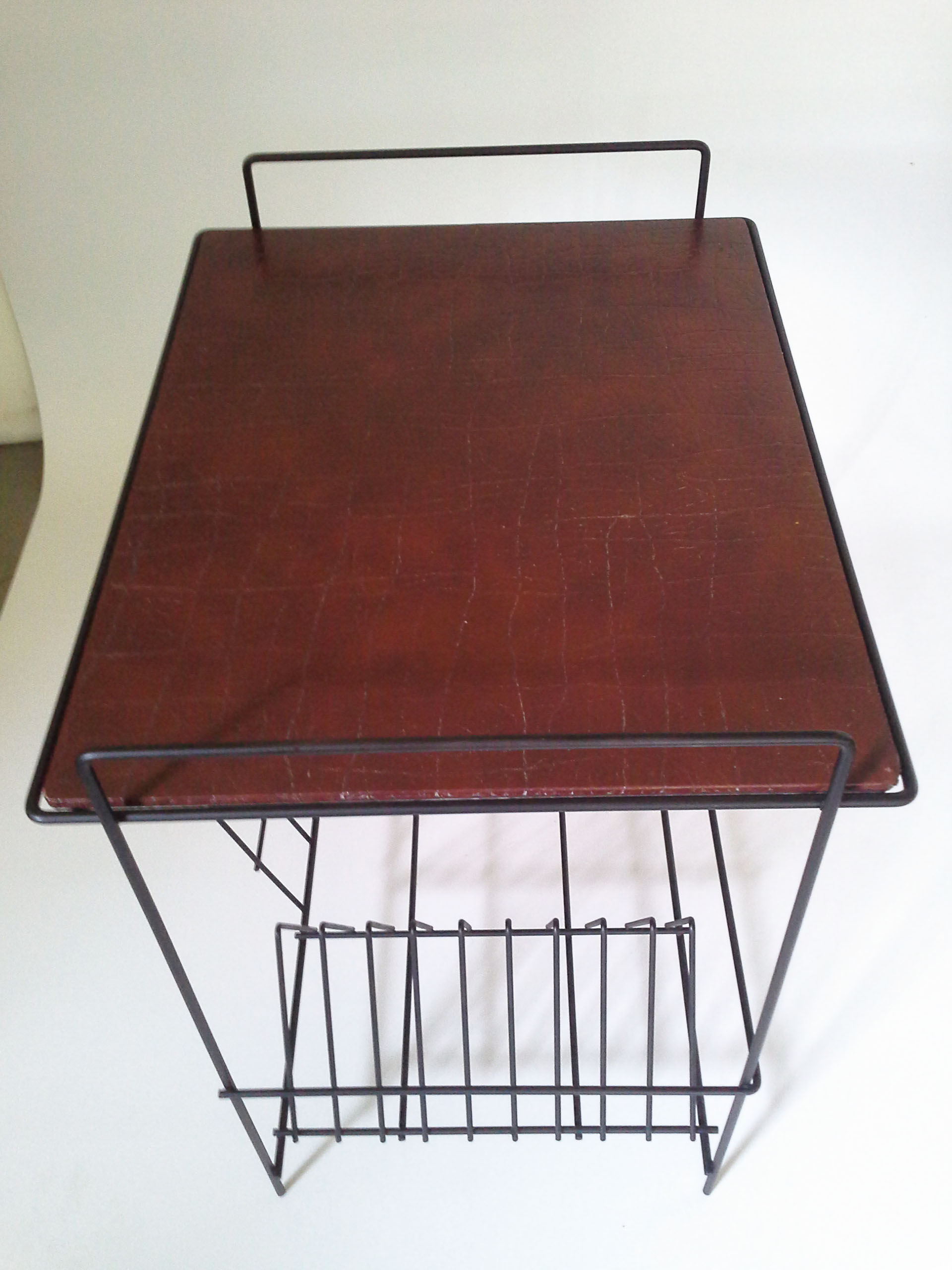 Metal table range vintage vinyl matte black