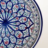 Set of three painted Spanish ceramic dishes - ⌀ 23, 26 and 32 cm