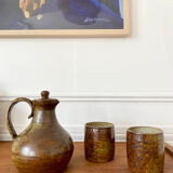 Stoneware teapot and cups