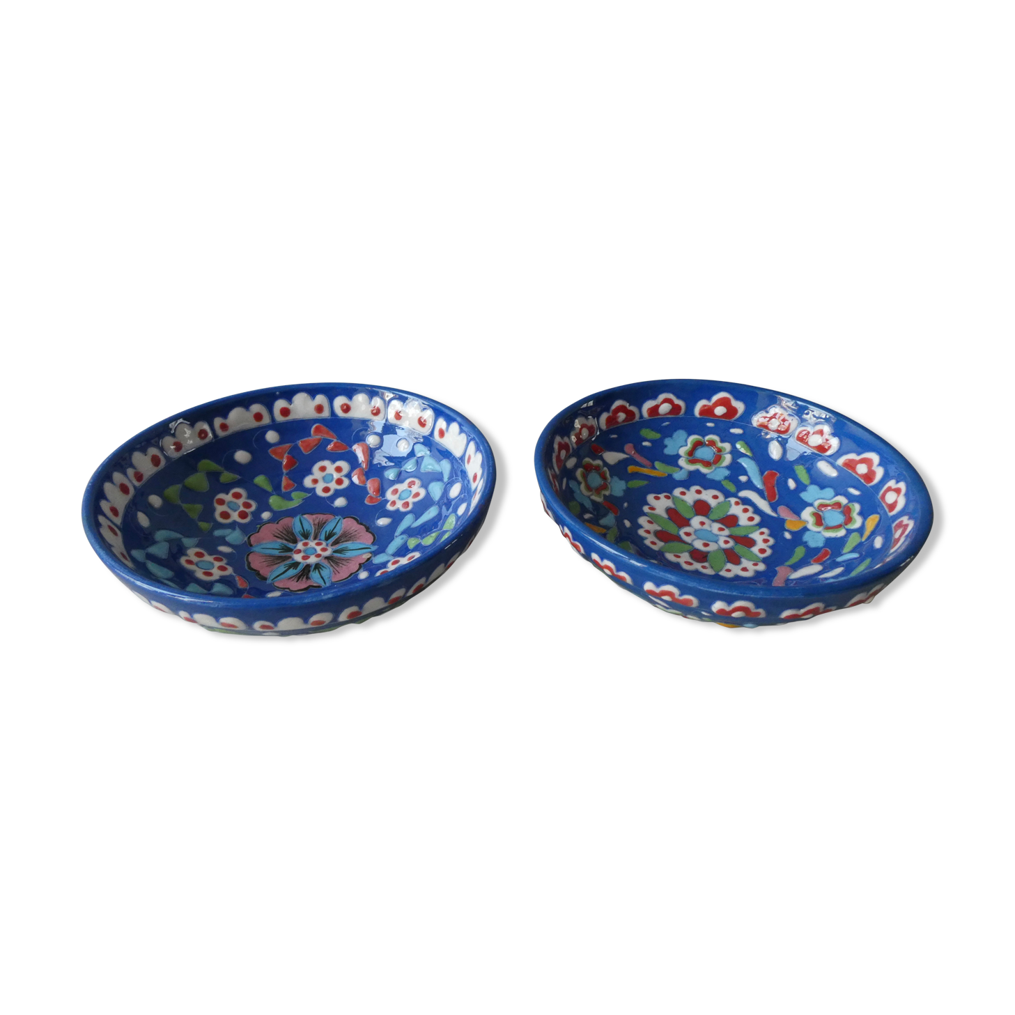Pair of Kutahya ceramic cups