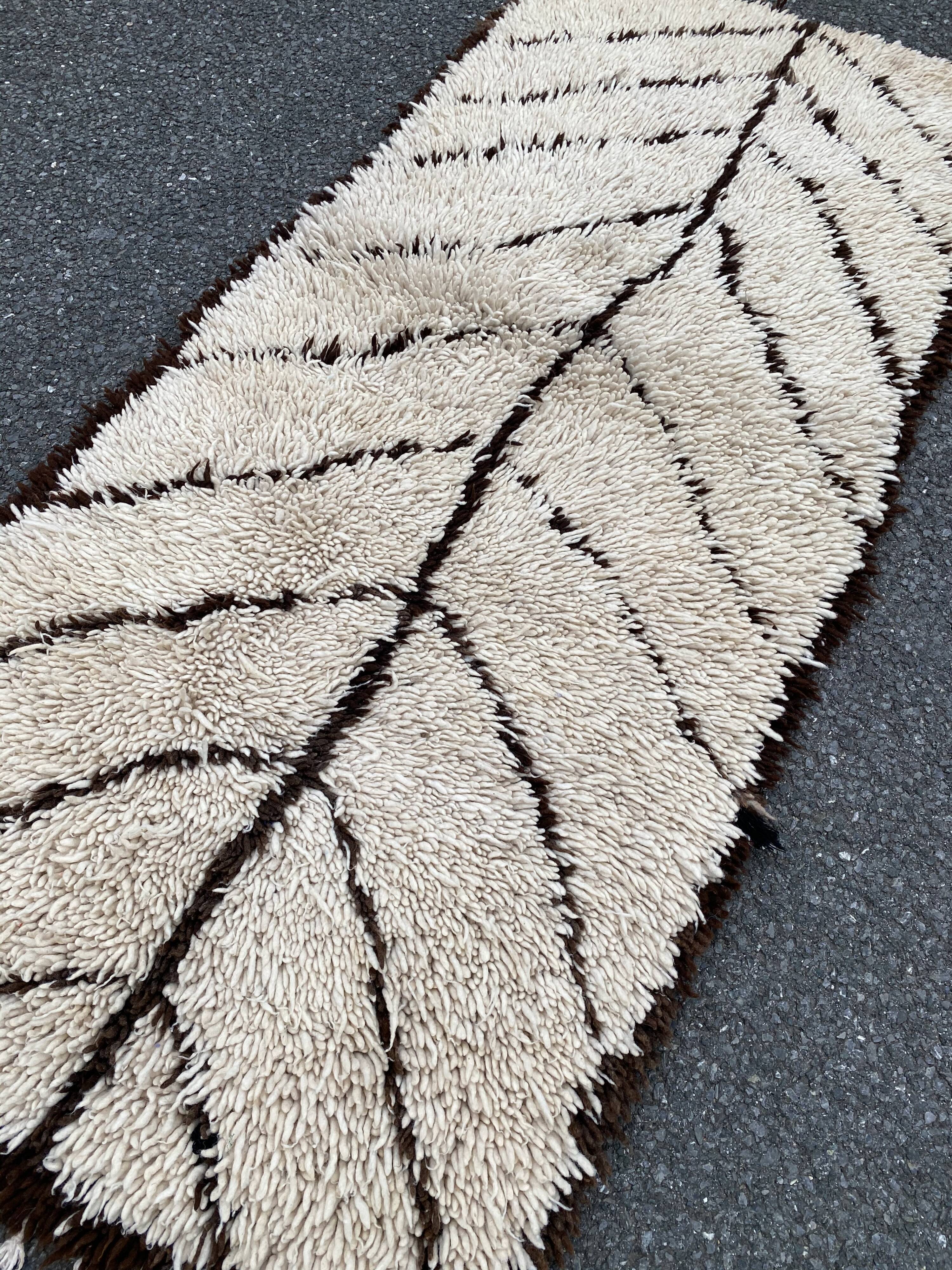 Berber carpet 85x190 cm