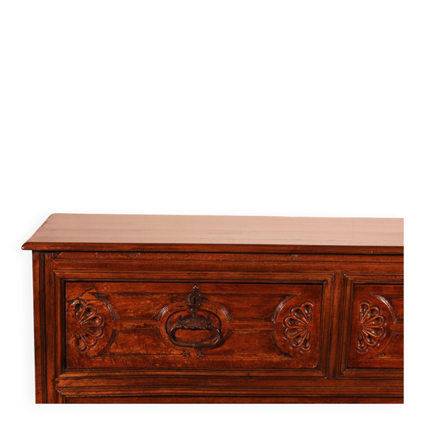 Meuble De Sacristie Renaissance Espagnol En Noyer Circa 1600