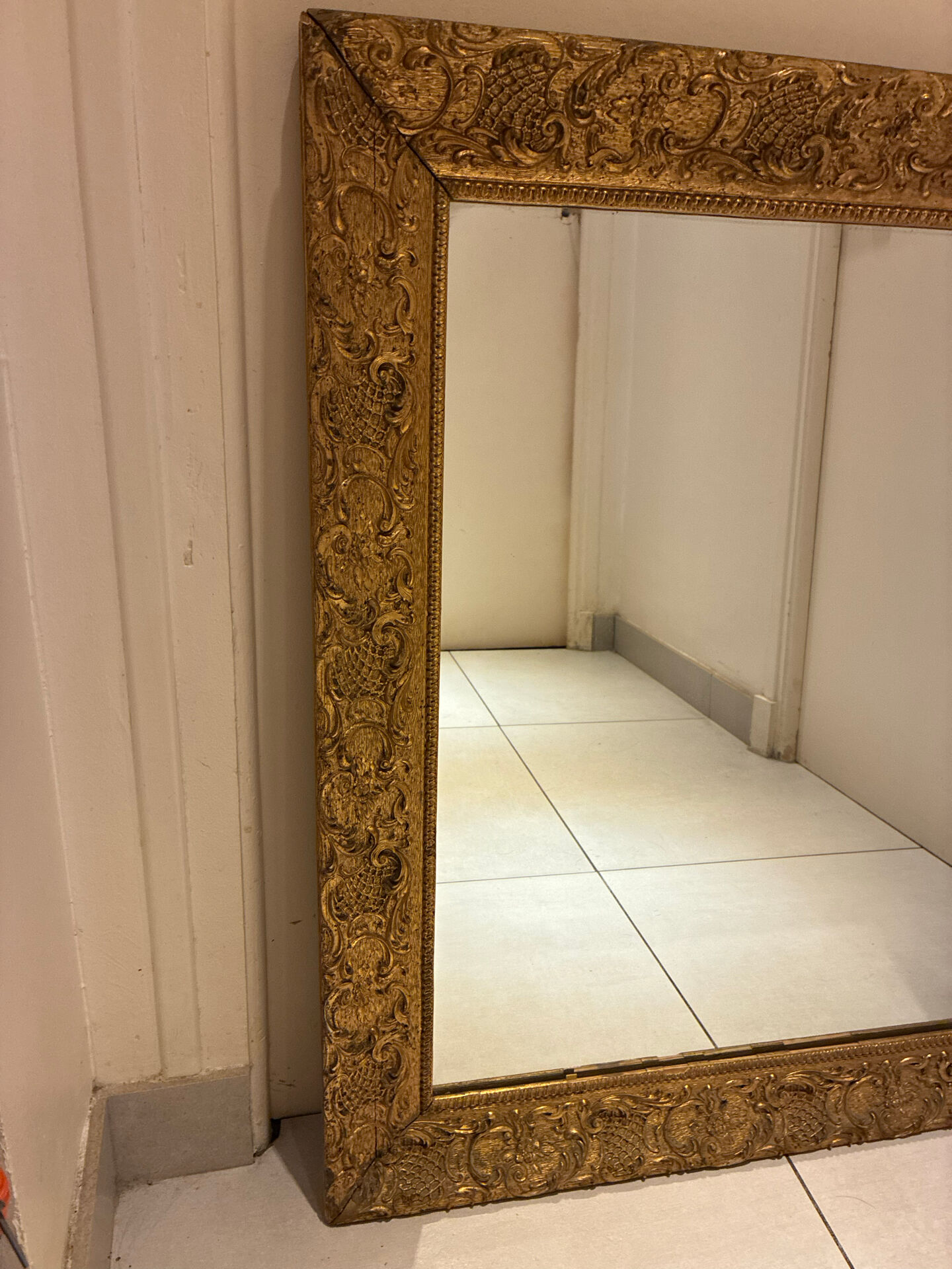 Rectangular framed mirror in wood and gilded stucco – Louis XV Rococo style