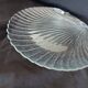 Plat de service en verre en forme  coquille Saint-Jacques