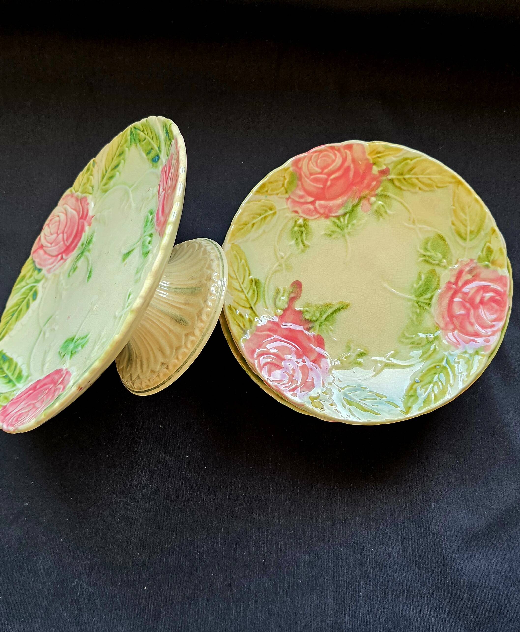 Exclusive antique dessert service in faience/terracotta with slip from 1900.