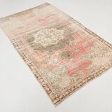 Pale Red & Brown Classic Persian Rug, 124x197Cm