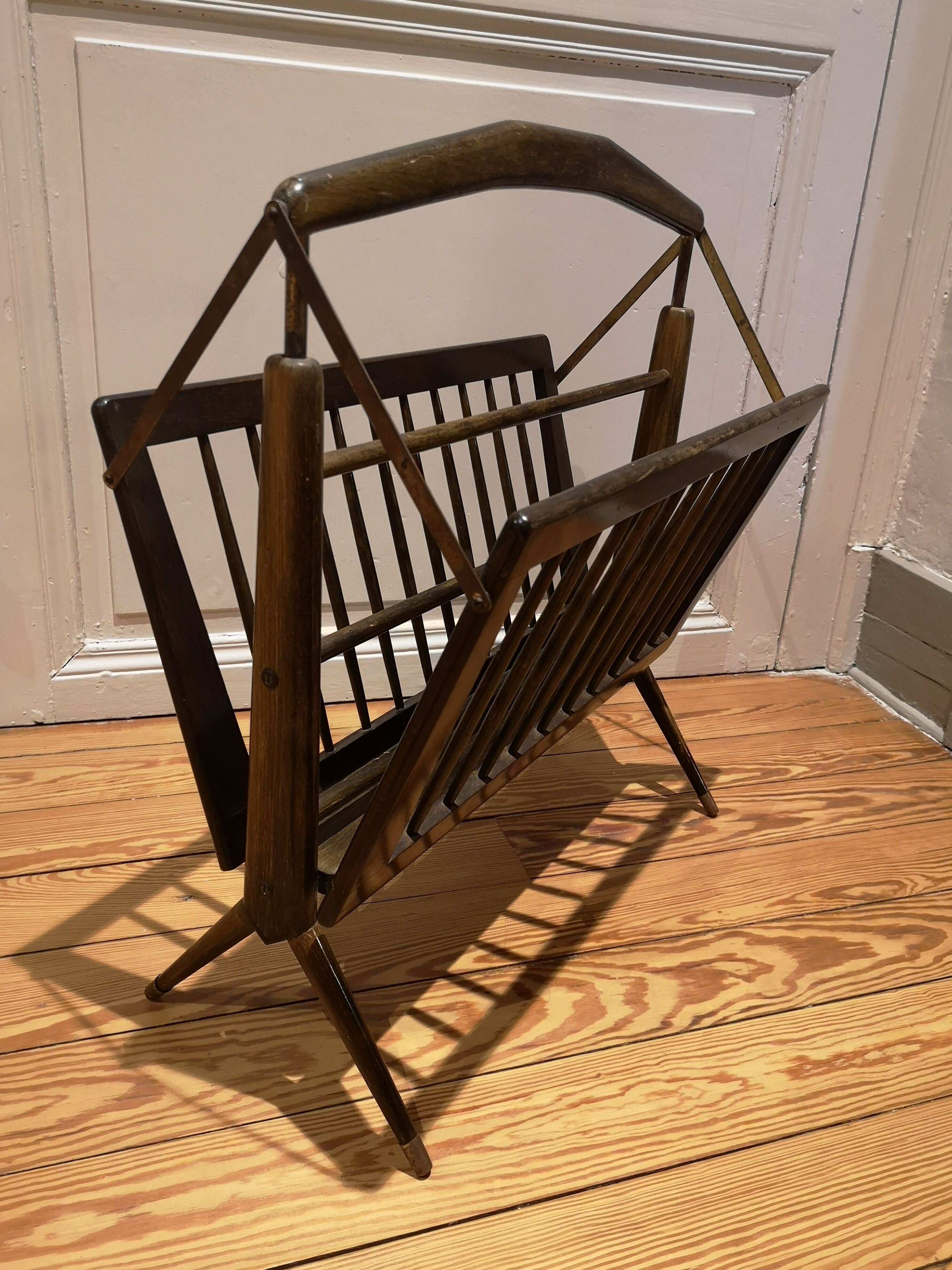 Magazine rack 1960