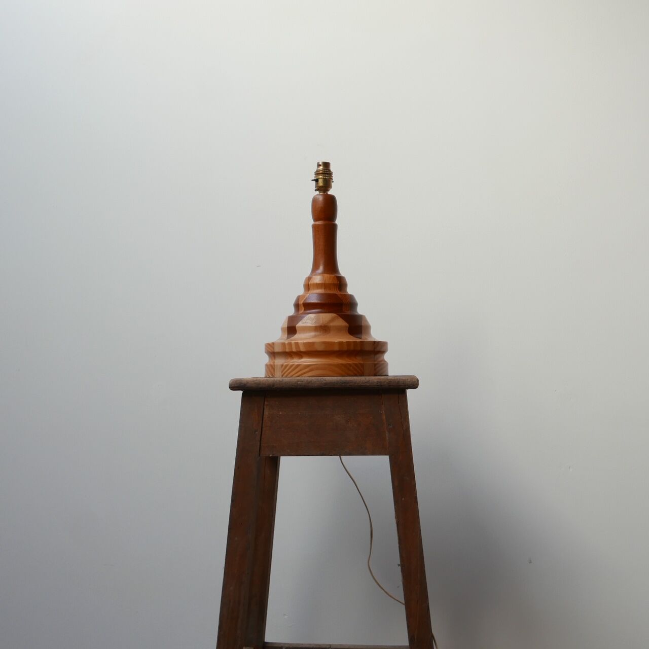 Mid-Century Wood Specimen Table Lamp