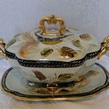 Soupière légumier avec plat anciens porcelaine barbotine H.Becquet quarqueron