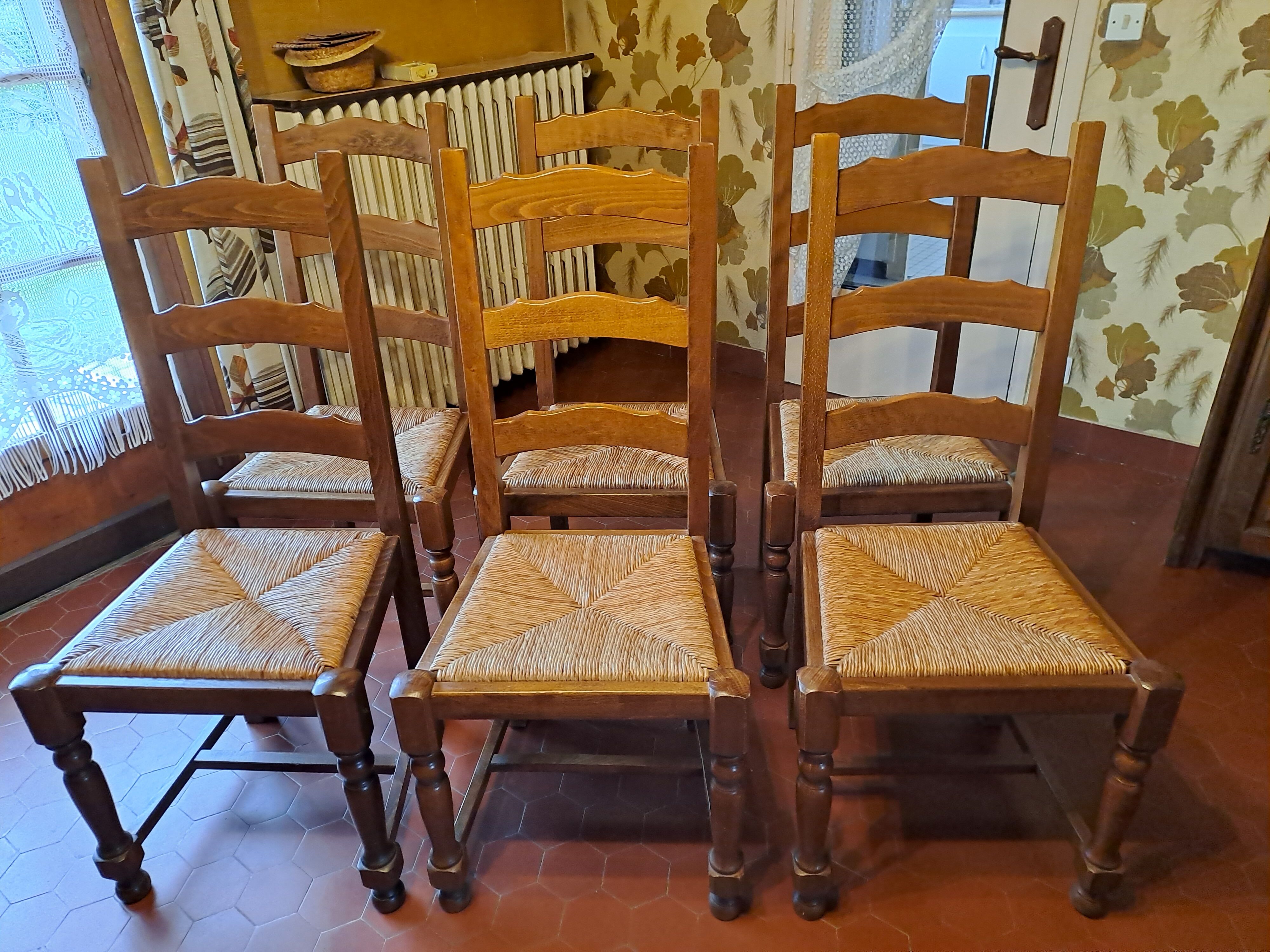 Set of 6 dining chairs