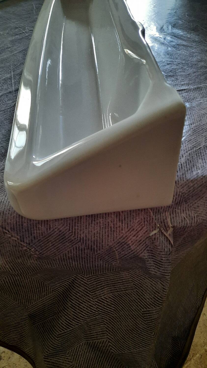 Porcelain bathroom shelf