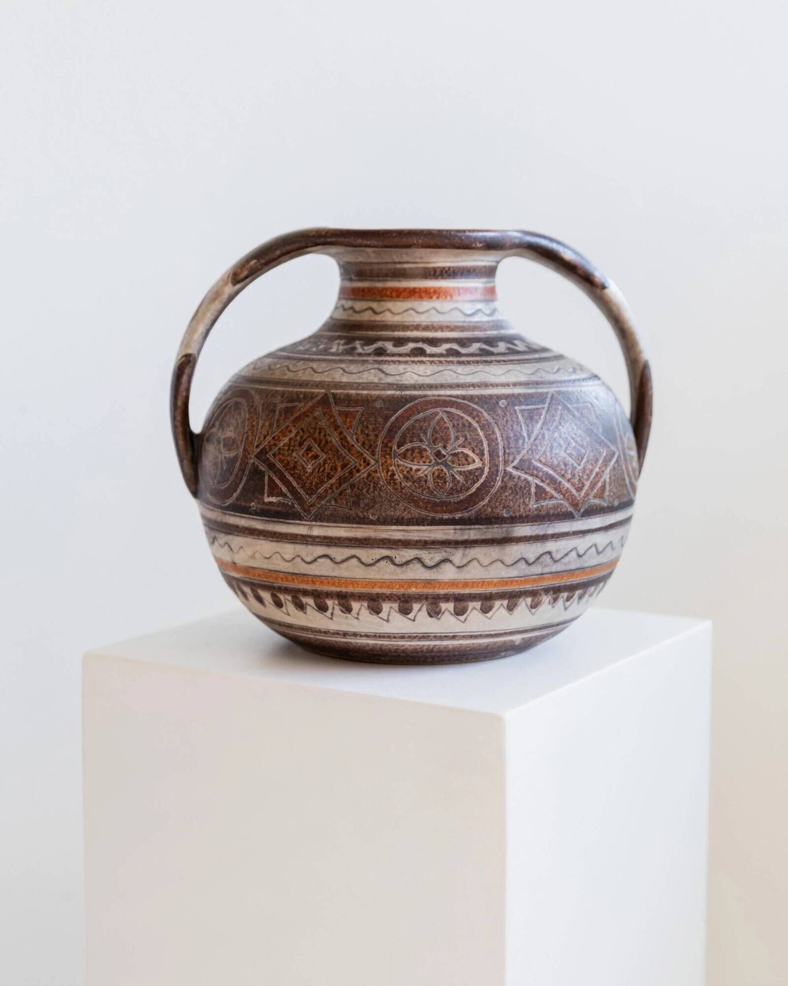 Vintage ceramic vase from the 1960s, hand-painted Italian pottery with two handles, brown tones and decorative pattern by Italica Ars.