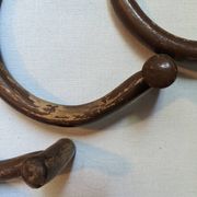 Lot de patères bois courbé de style Thonet