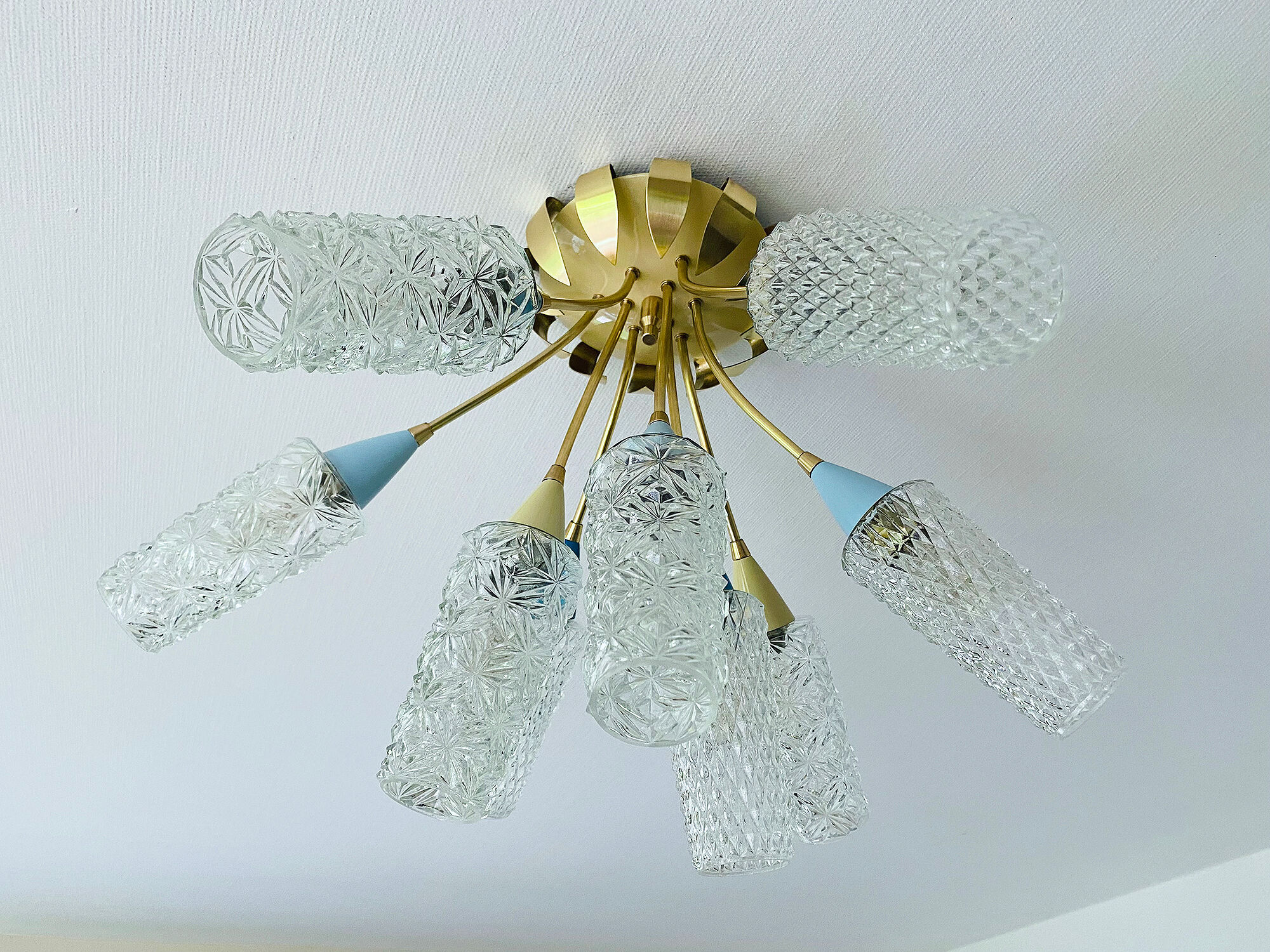 plafonnier lampe vintage, annees 50, verre laiton, bleu beige or