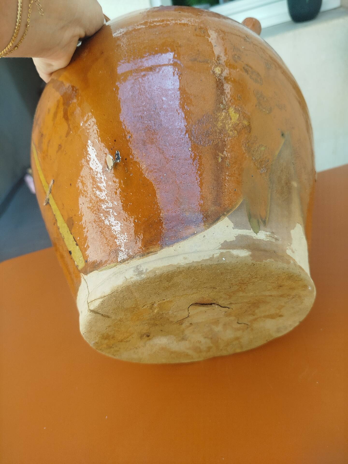 Glazed earthenware bowl