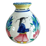 Breton tradition vase