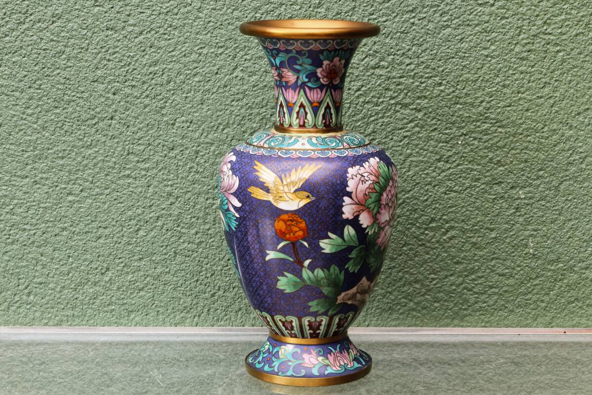 Vase in cloisonné enamel, China, peonies, birds