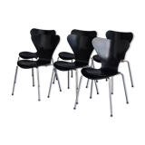 Arne Jacobsen Series 7 Chairs by Fritz Hansen. 1960s