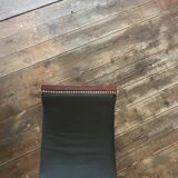 Tabouret clouté