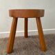 Tabouret tripode en pin massif années 70