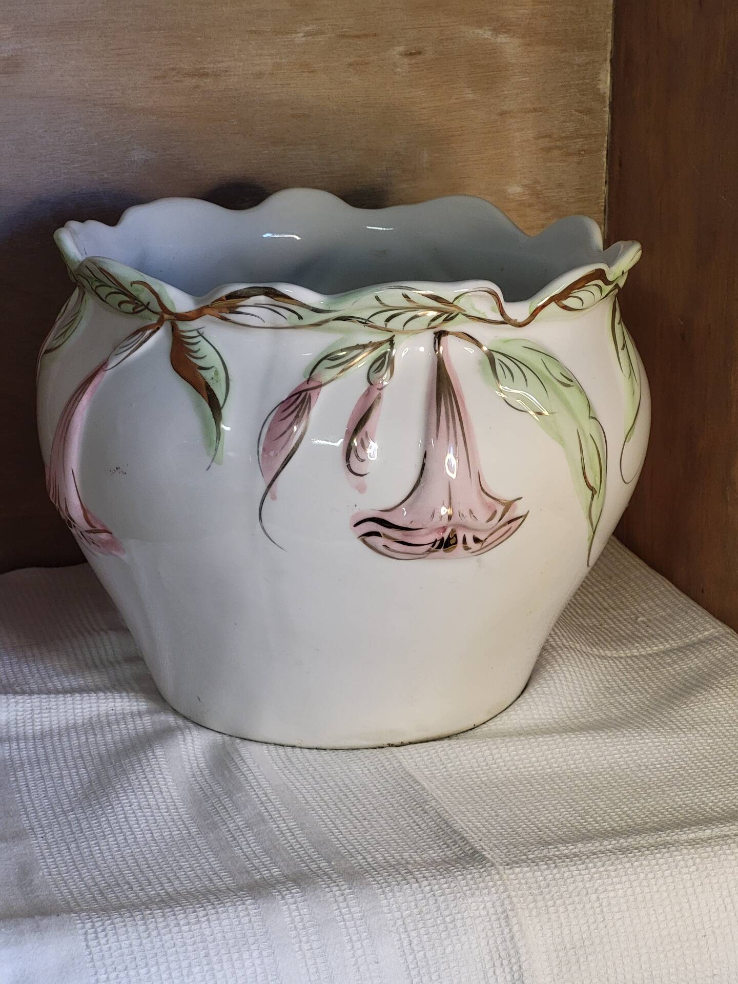 Vintage plant pot