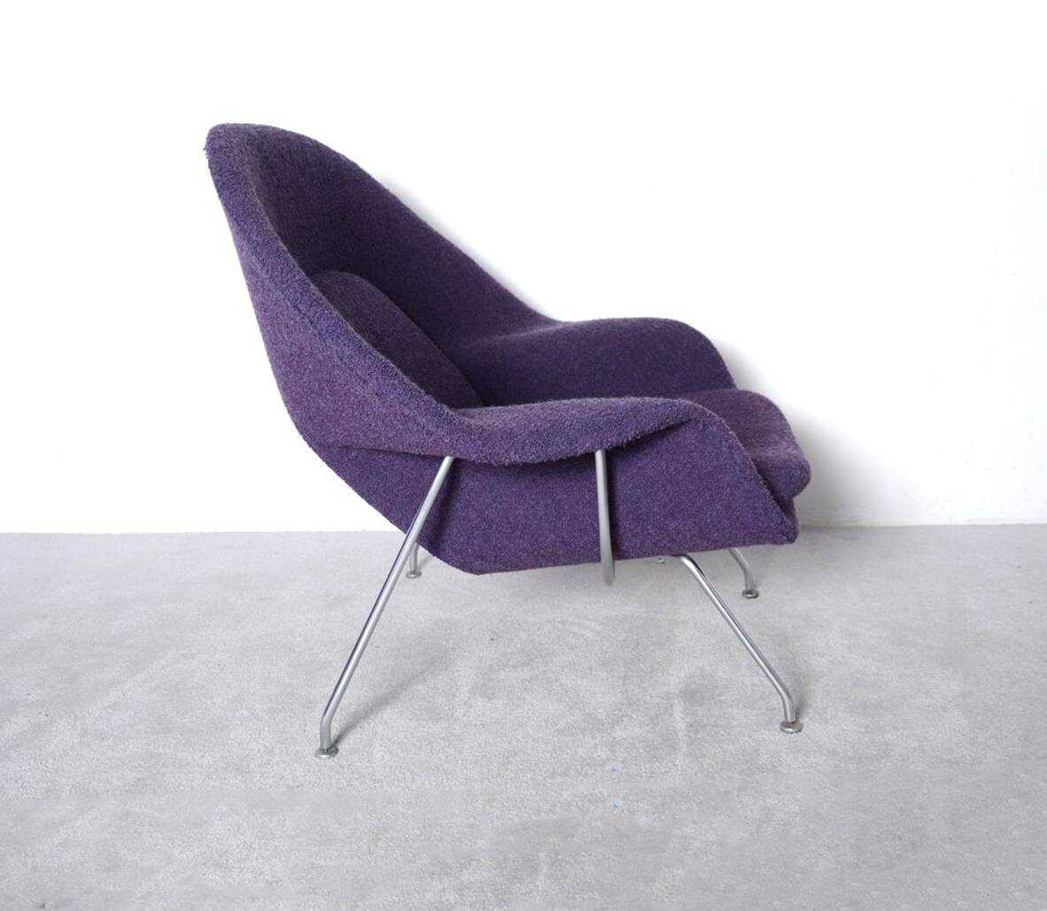 Womb armchair and its Ottoman dating from the 60s