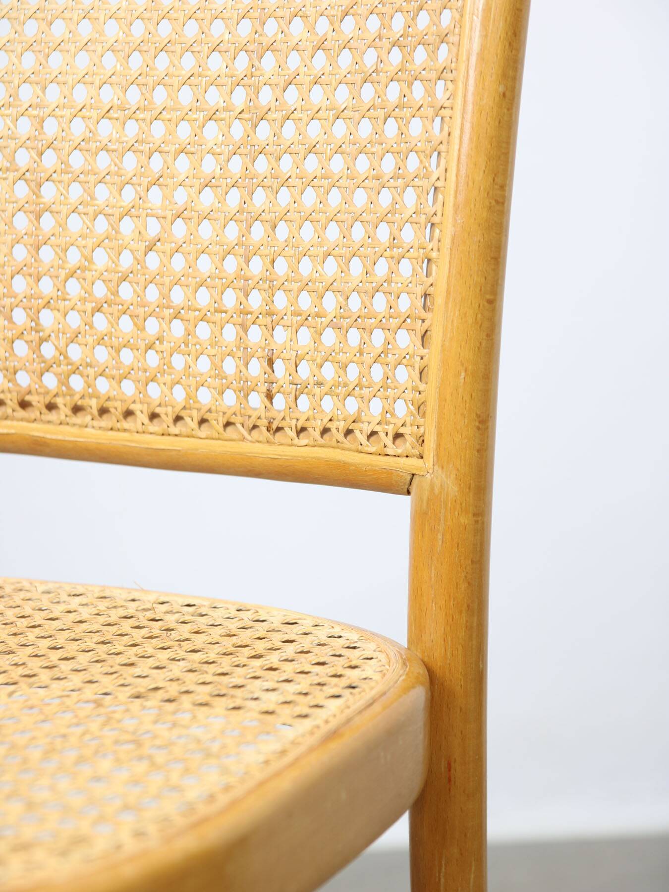 Paire de chaises vintage n°811 en bois courbé