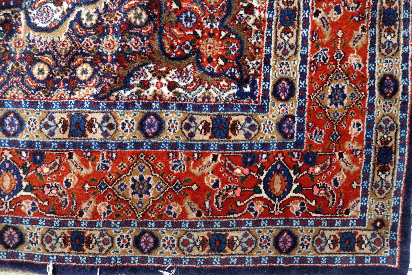 1940s handmade wool medallion rug, ivory and navy, 212 × 312 cm