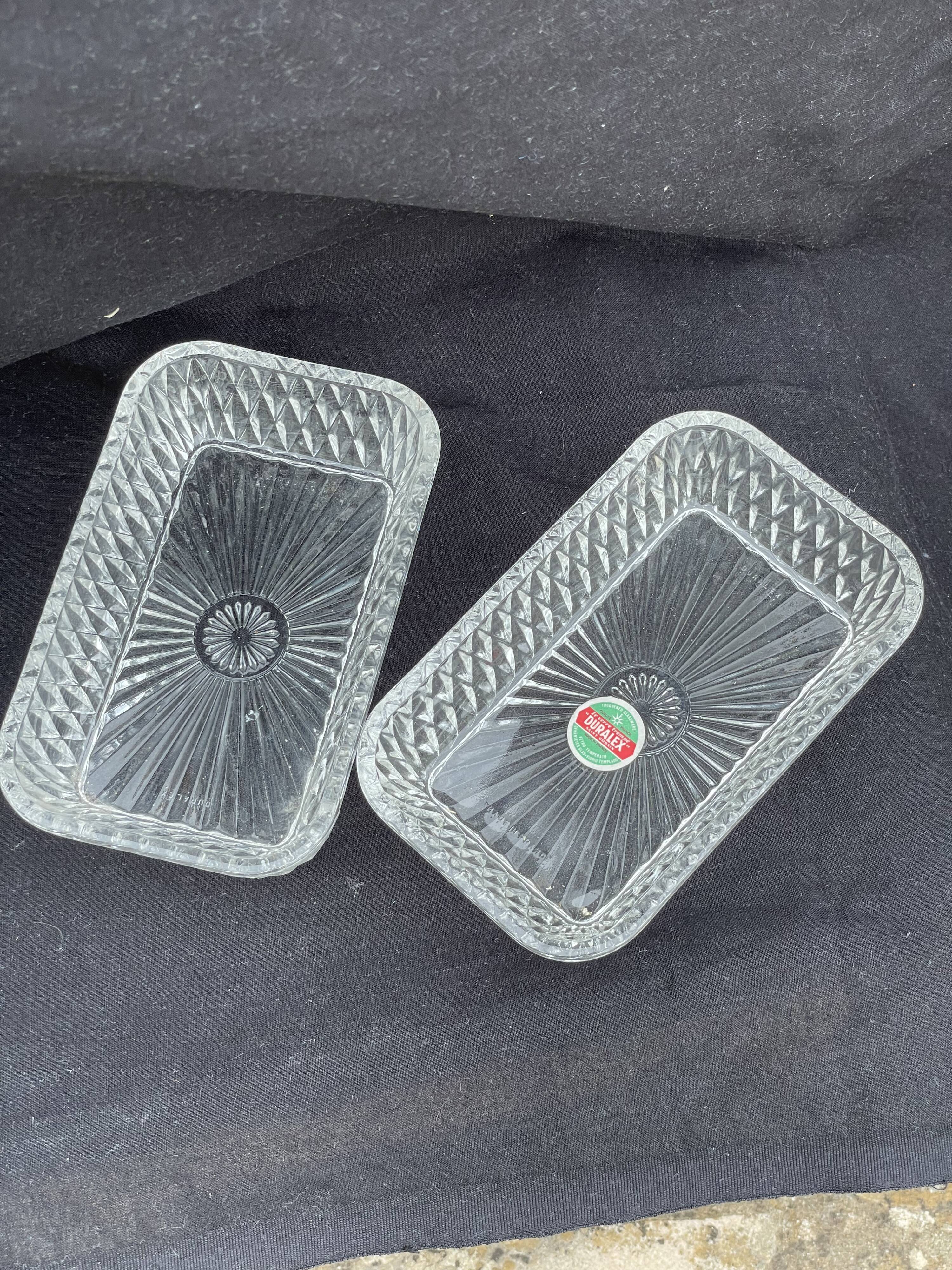 2 vintage Duralex ramekins