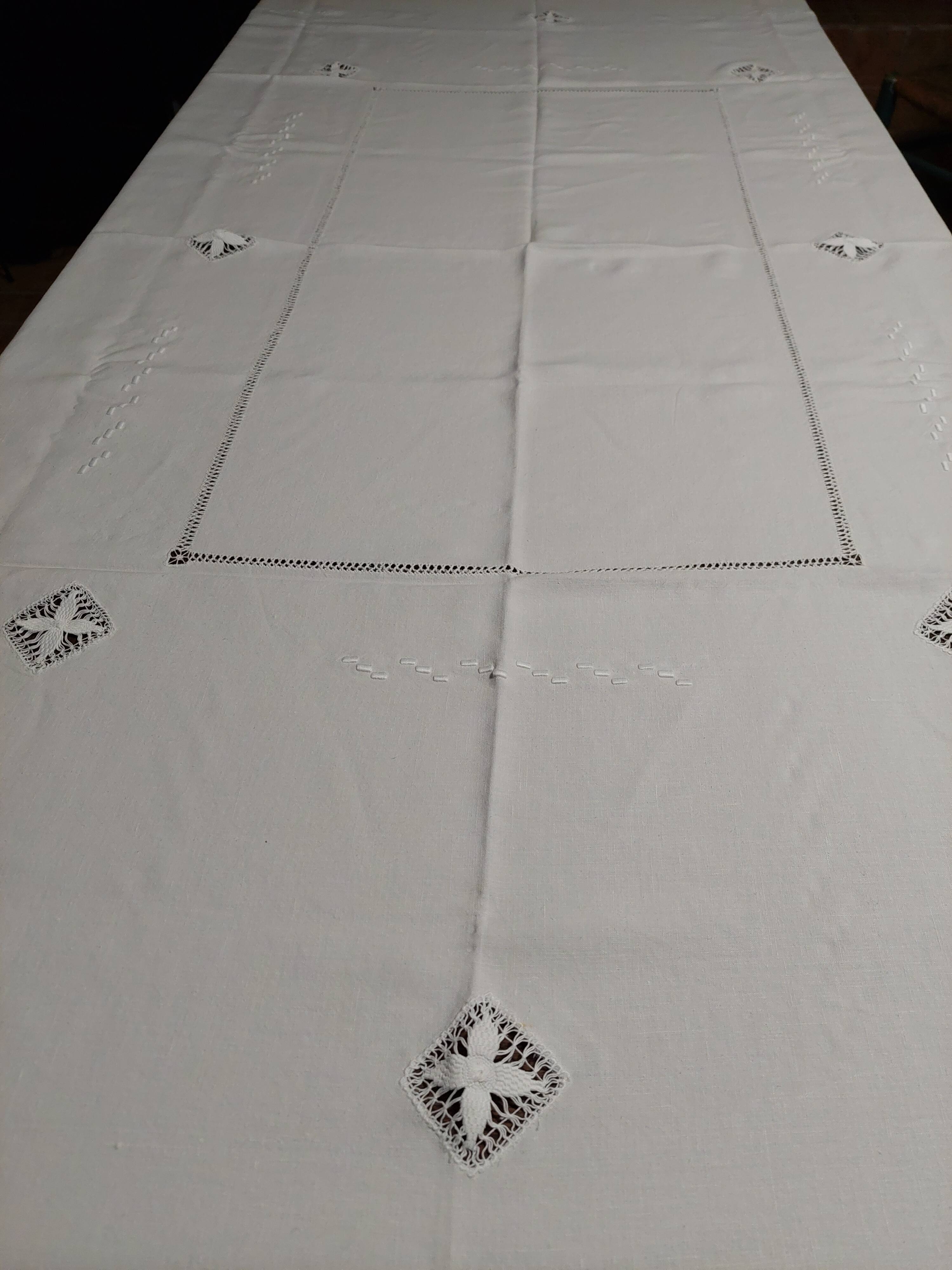 Old white linen tablecloth six day napkins and embroidery 140 X 180 cm