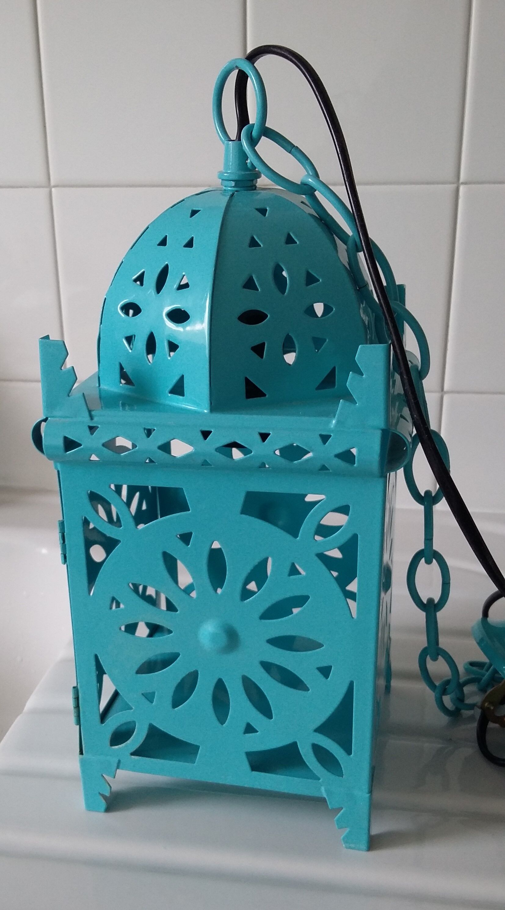 Oriental style lantern chandelier