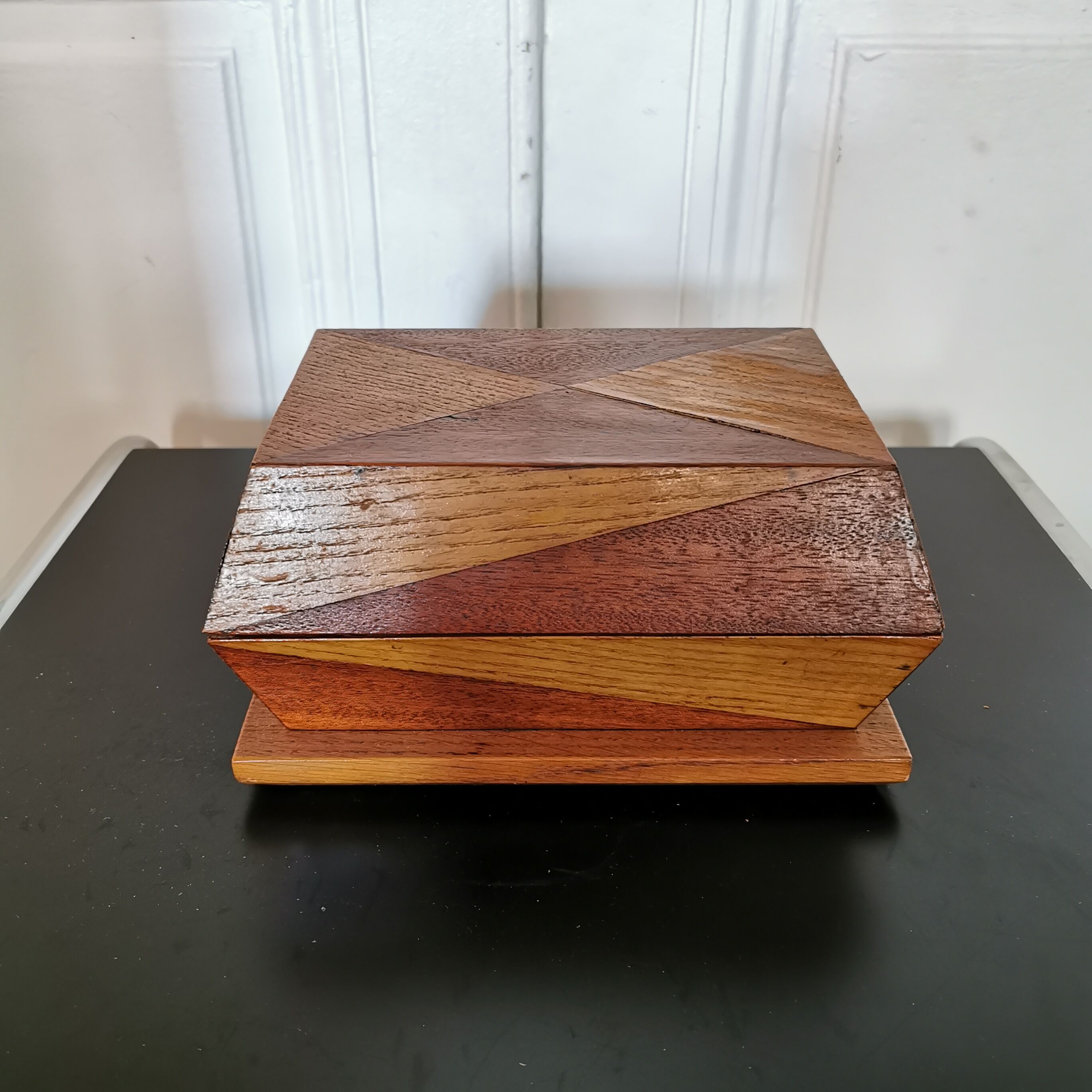Wooden jewelry box