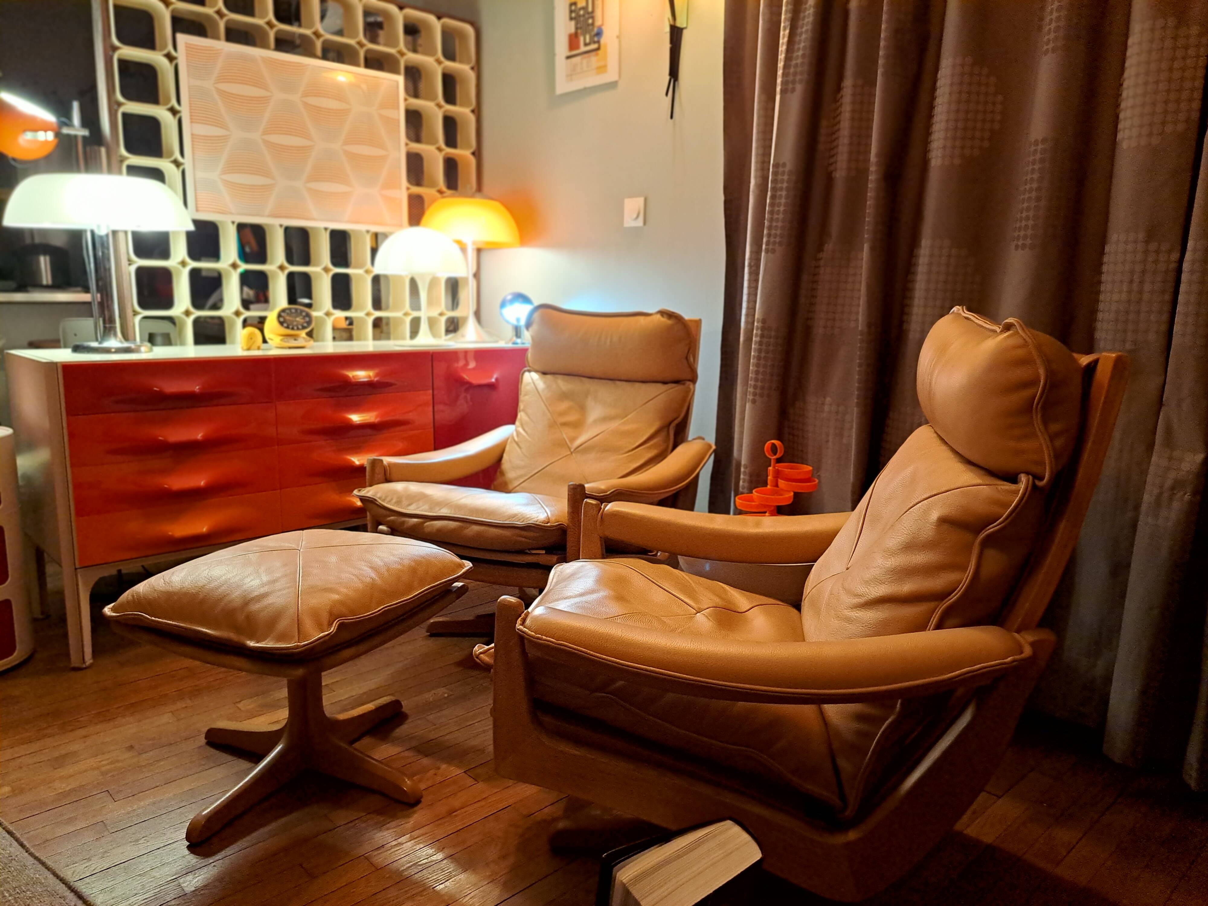 Pairs of armchairs and ottoman by Soda Galvano for Lied Mobler, Norway 1970