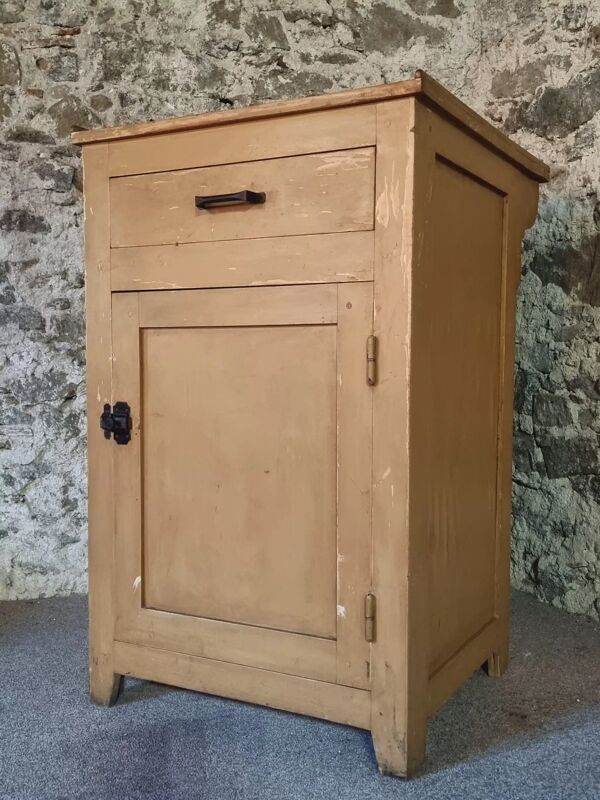 Meuble de travail de cuisine français vintage – Pin peint rustique avec tiroir et placard (112 x 70 x 82 cm)