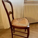 Set of chairs