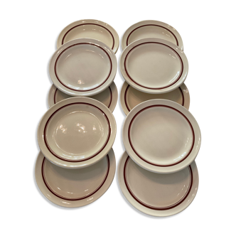 10 assiettes à dessert ou entrées Villeroy et boch vintage