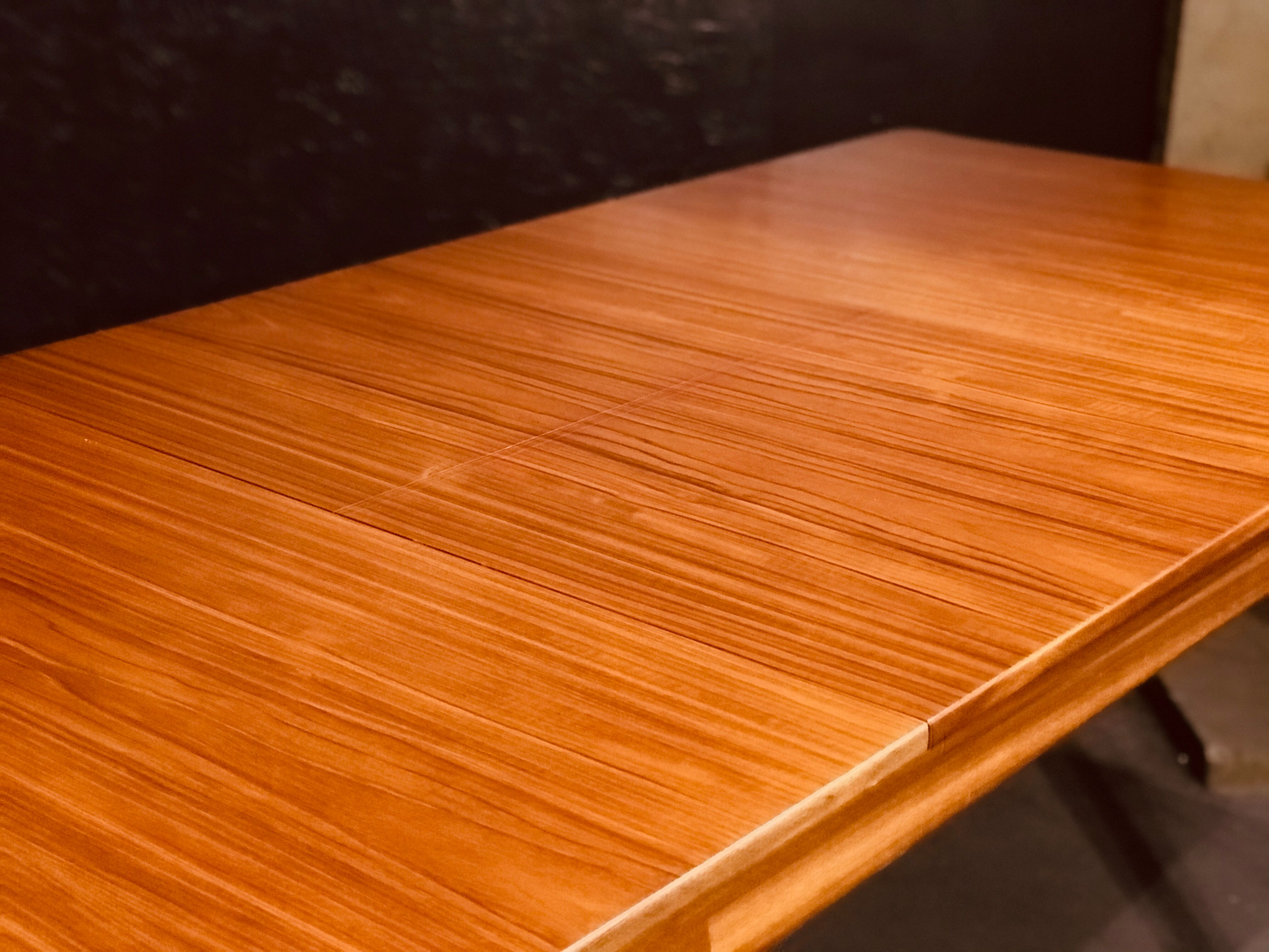 McIntosh extending table designed by Tom Robertson