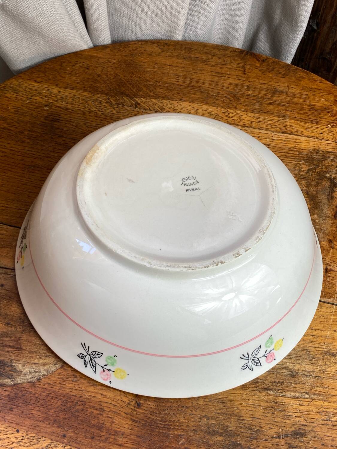 Porcelain salad bowl, Gien