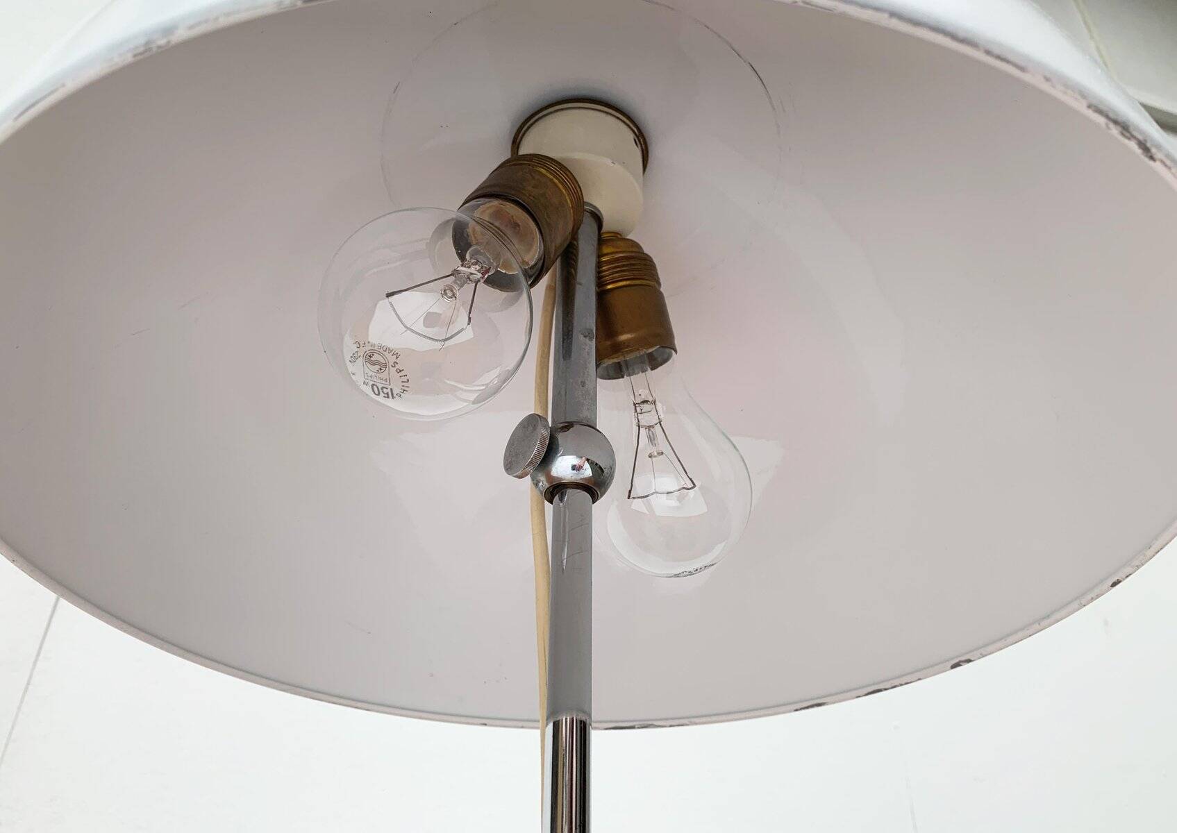 Mid-century minimalist dome table lamp