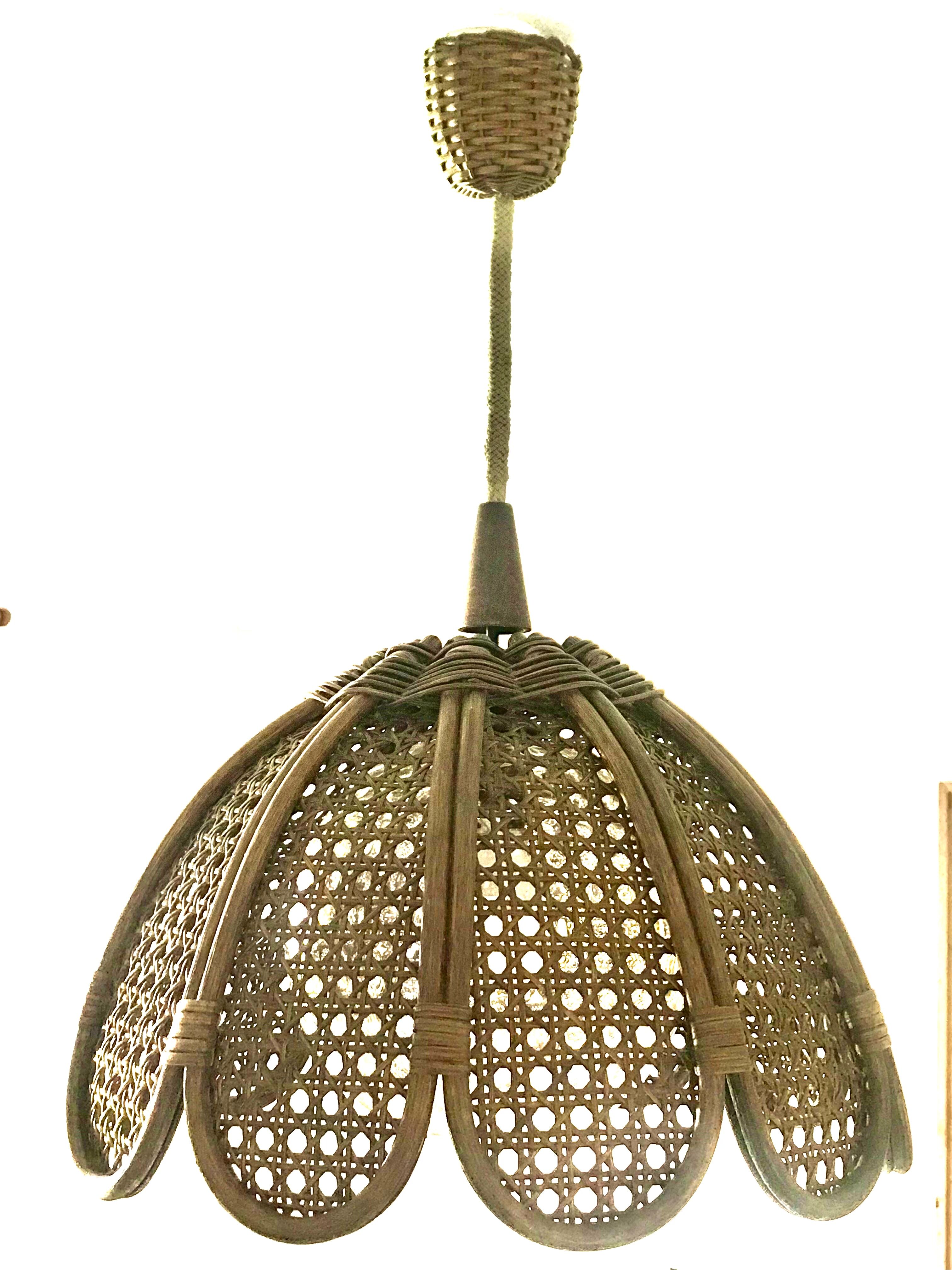 Rattan suspension