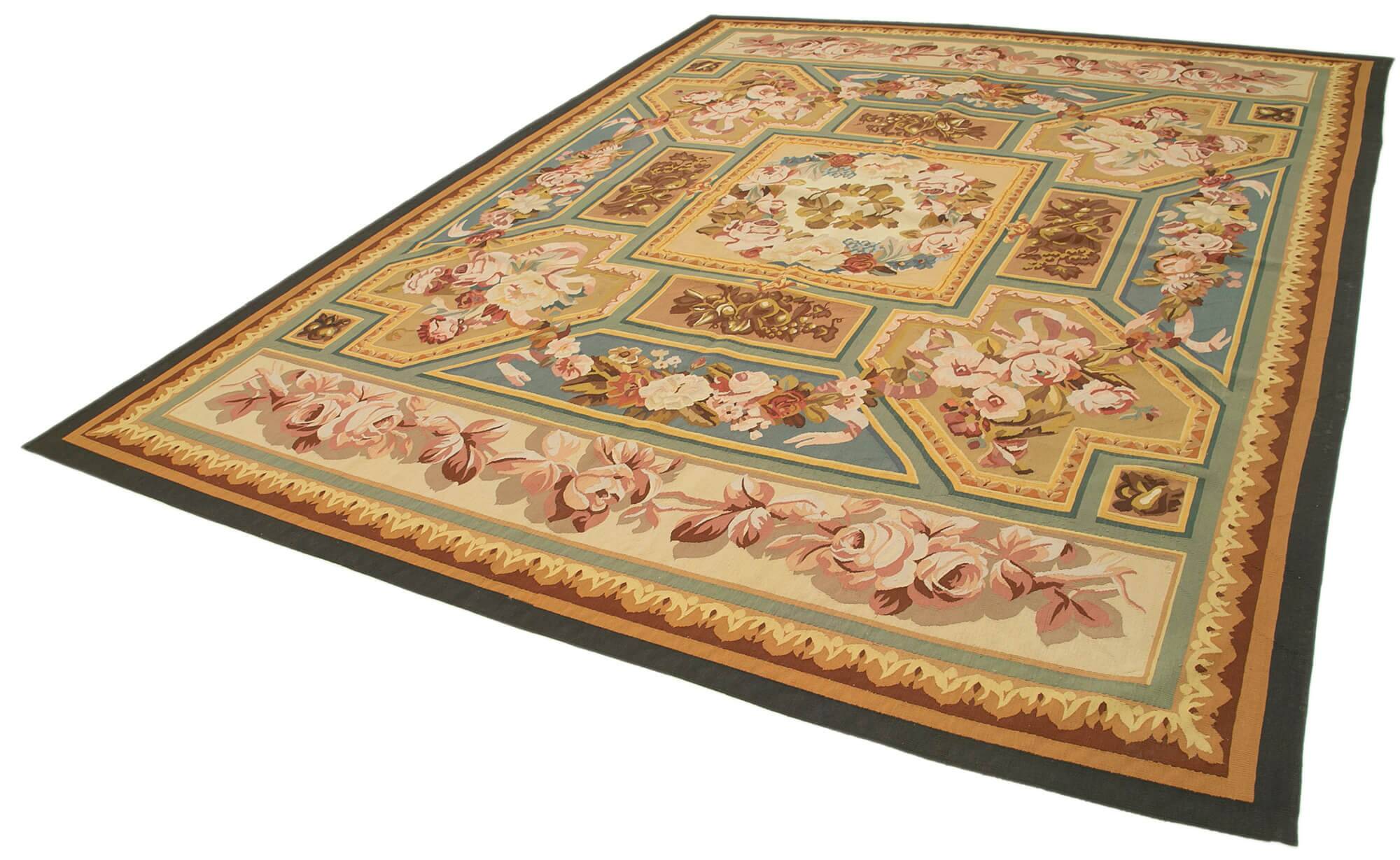 Handmade European Vintage Aubusson Kilim 281 cm x 361 cm