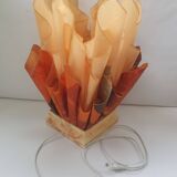 Jannalights 70s flame table lamp