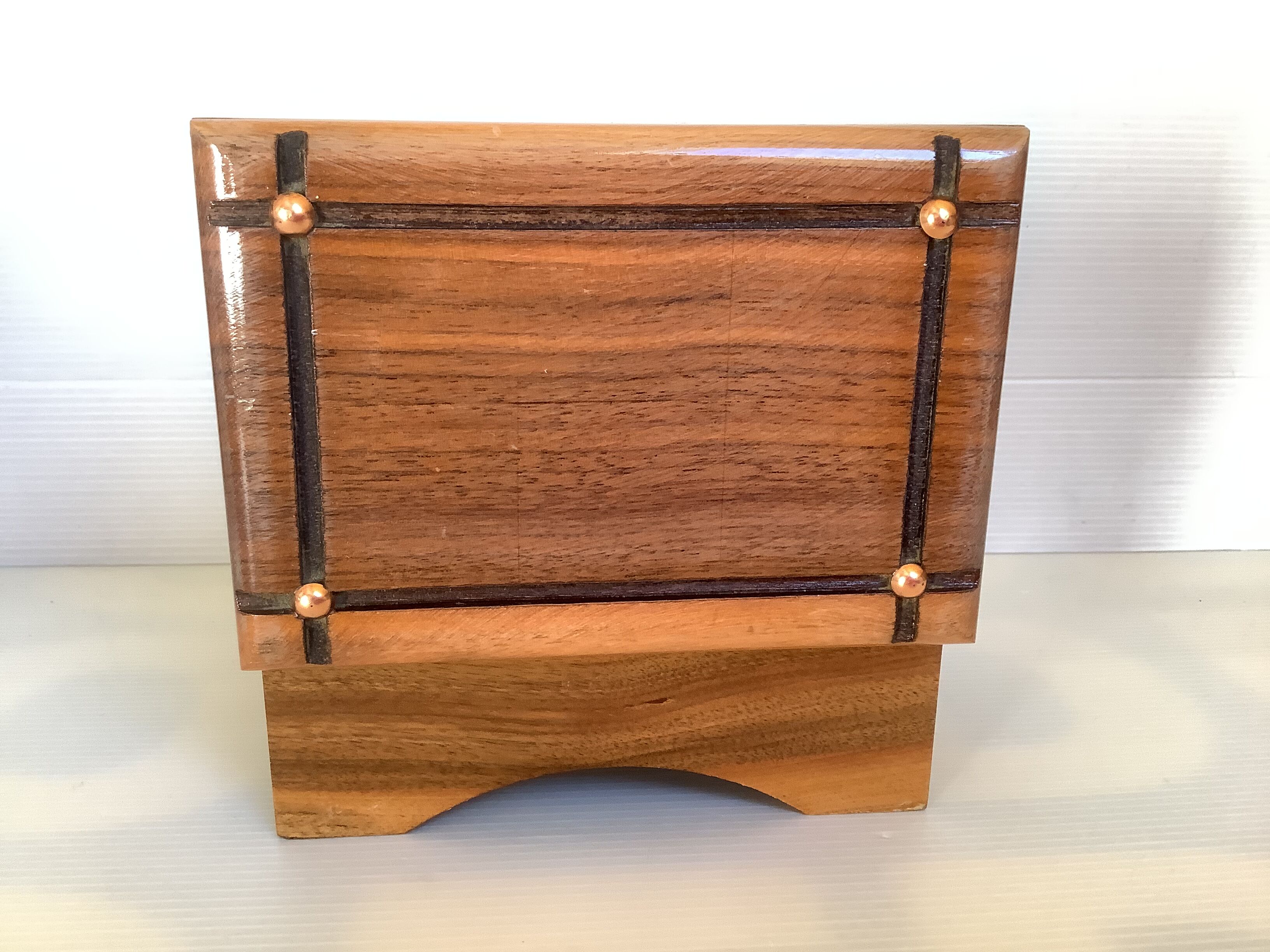 Old wooden cigarette box and ashtray