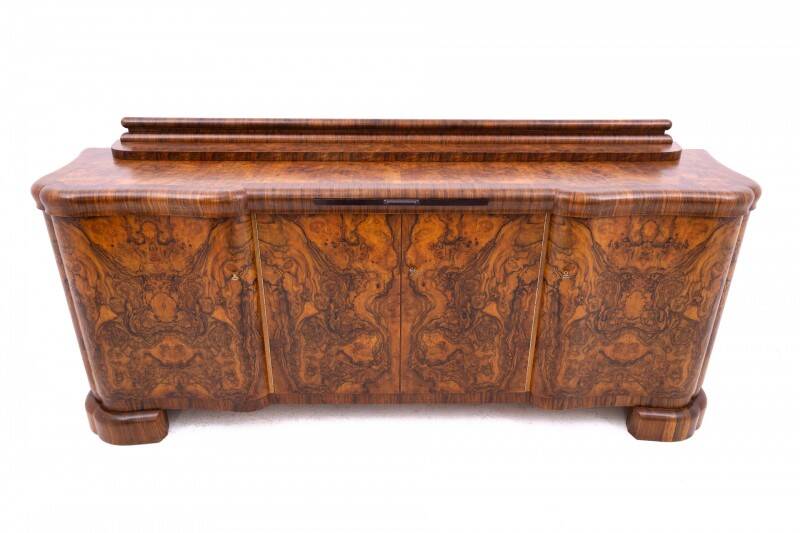 Grande commode Art déco des années 1940, Pologne. Après restauration.
