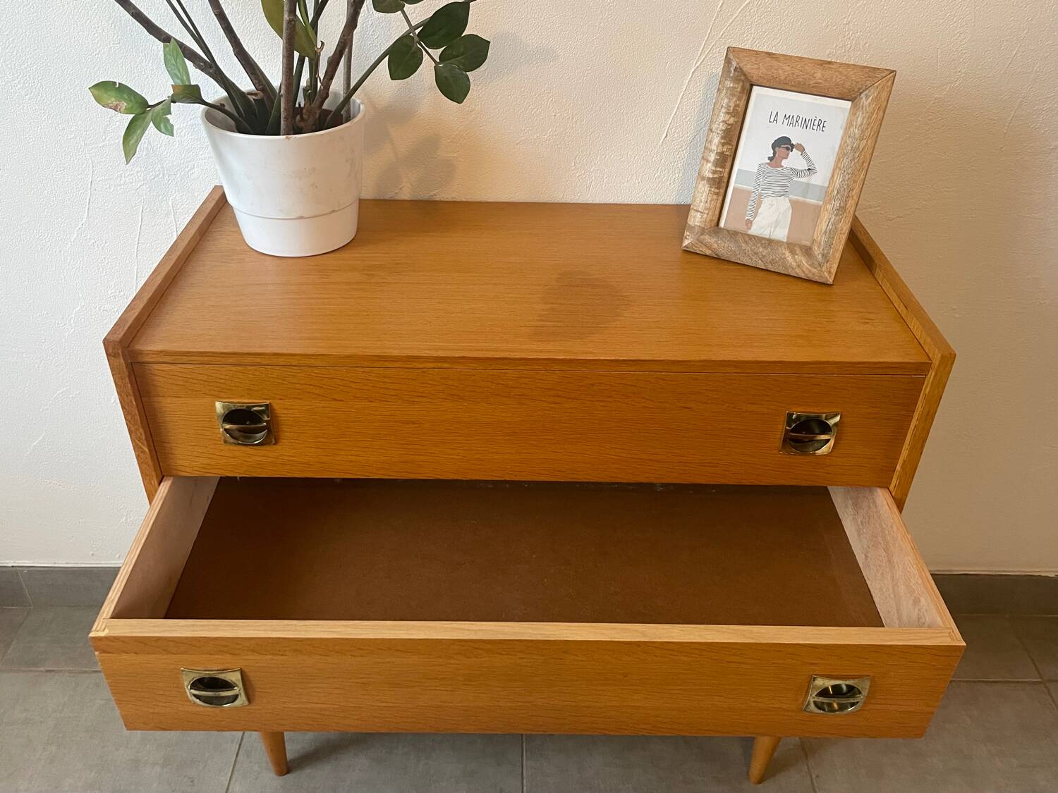 Vintage oak chest of drawers