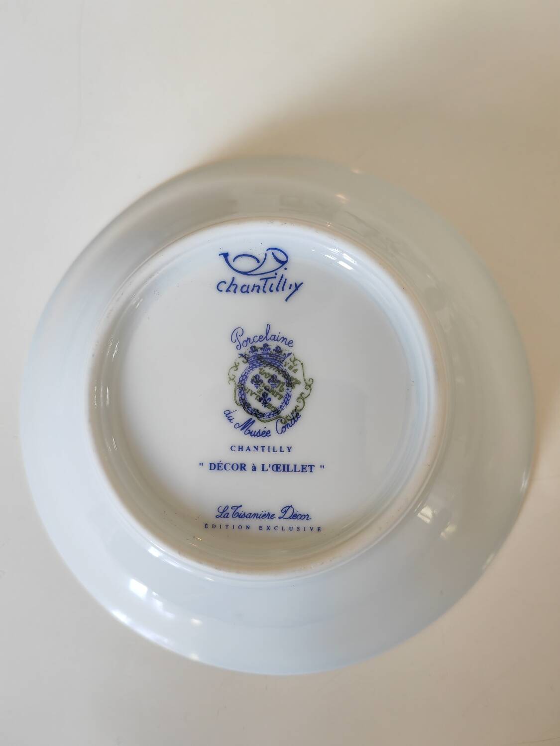 Chantilly porcelain bowl