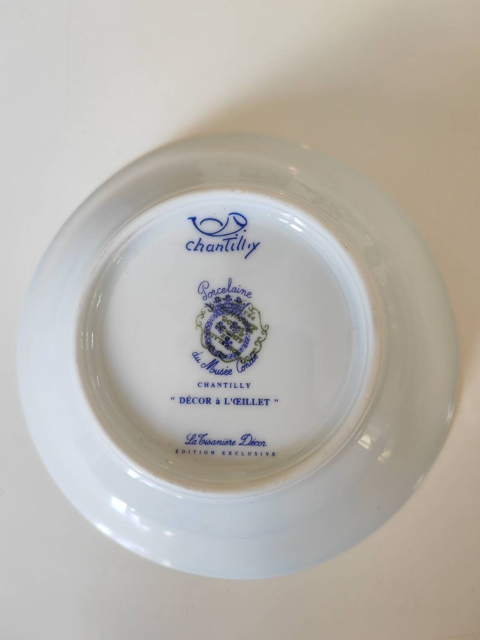 Chantilly porcelain bowl